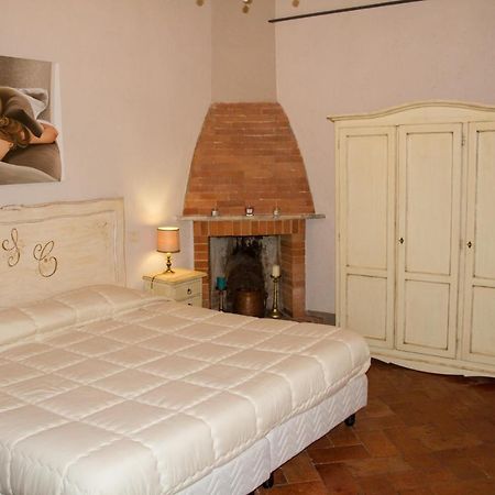 Santa Croce Charme Apartment Ареццо Екстер'єр фото