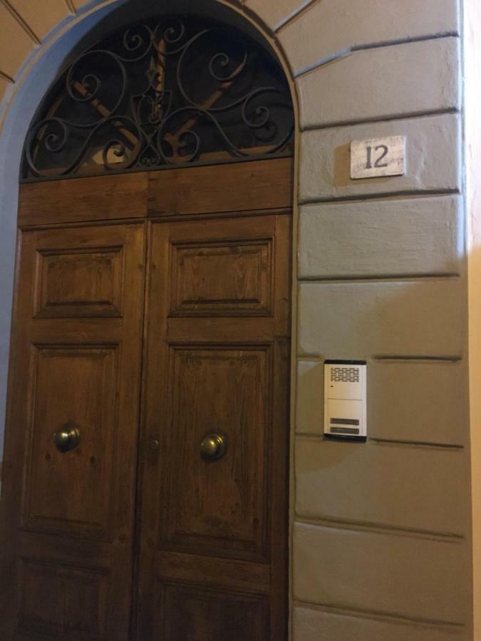 Santa Croce Charme Apartment Ареццо Екстер'єр фото